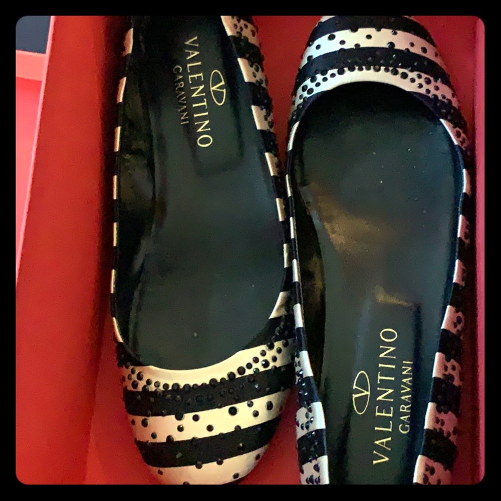Valentino ballet flats!